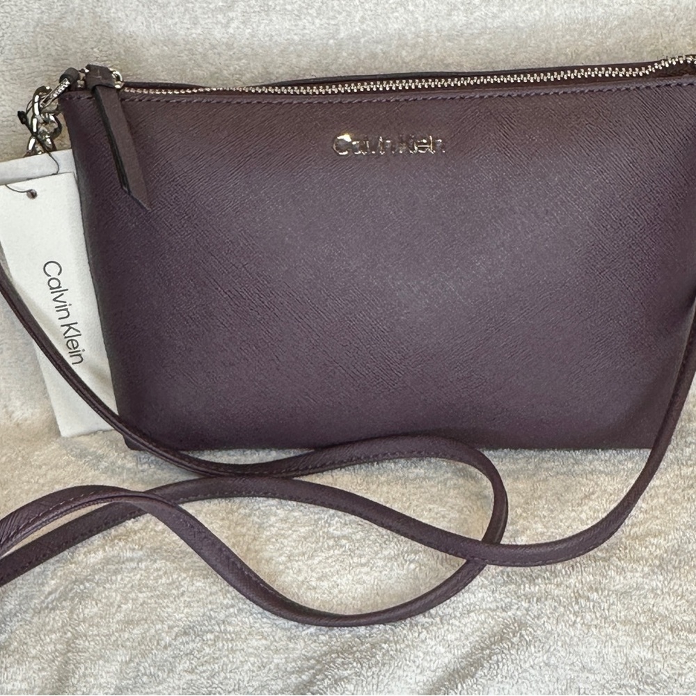 Calvin Klein Hayden Large Purple Chain Strap Crossbody